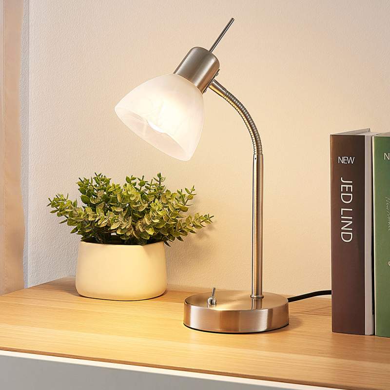 Gwendolin - verstelbare LED tafellamp in nikkel